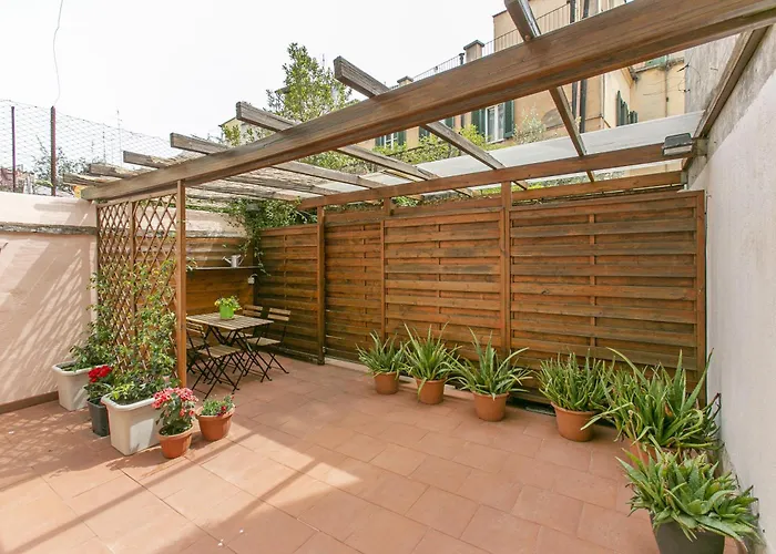 Apartment C M La Terrasse Di Monti Rom